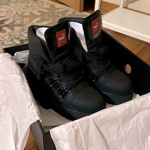 FENTY by Puma, sneaker platform boot.